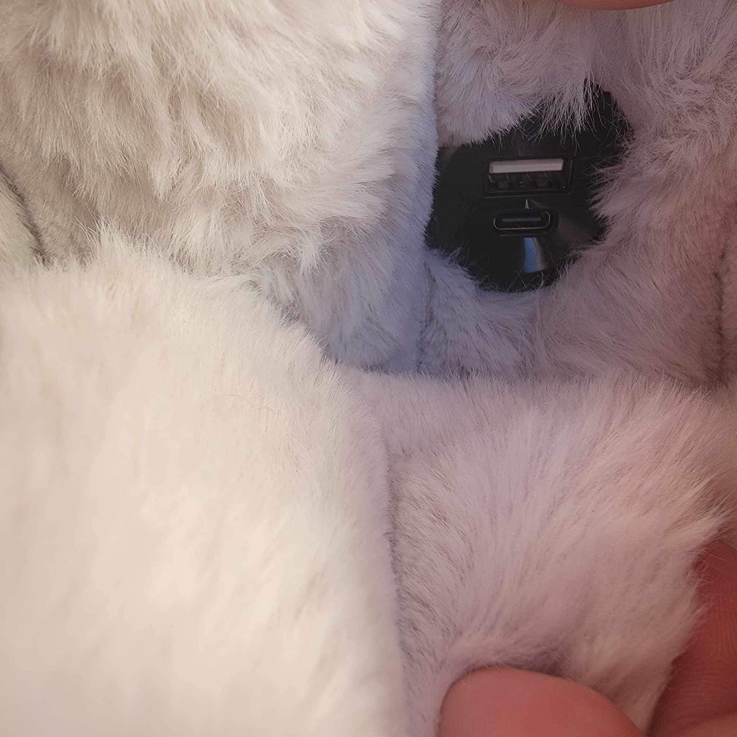 Brand New Oversized Fluff, Monster Single Chaise With Cupholders And USB/USB-C Charging Ports 🛋️