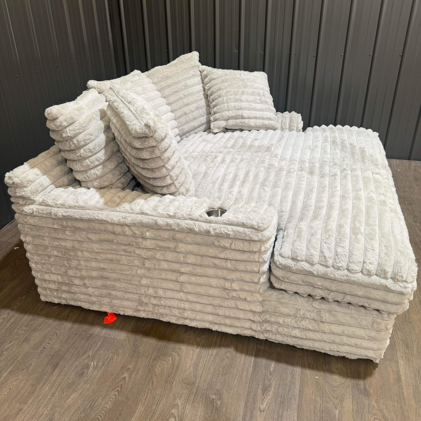 Brand New Oversized Fluff, Monster Single Chaise With Cupholders And USB/USB-C Charging Ports 🛋️