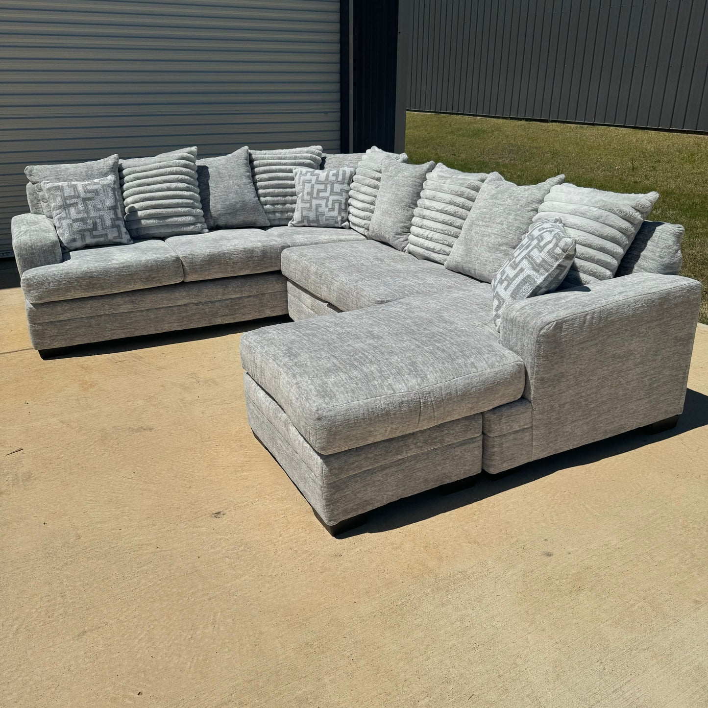 Brand New Galactic Oyster U Shaped Sectional With Reversible Chaise 🛋️